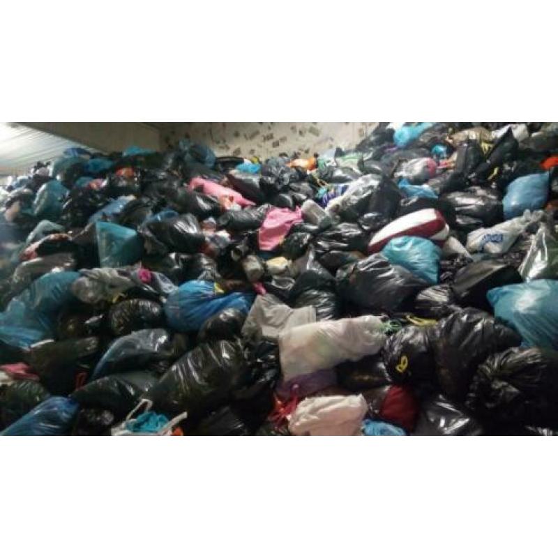 Partij tweedehands mix zomer kleding  ect. export 1,75