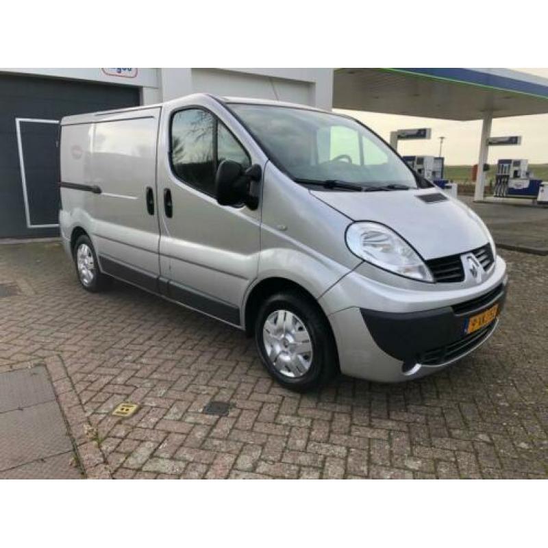 Renault Trafic 2.0 dCi T27 L1H1 Navi/Airco/Cruise/C/Parkeers