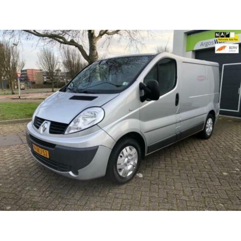 Renault Trafic 2.0 dCi T27 L1H1 Navi/Airco/Cruise/C/Parkeers