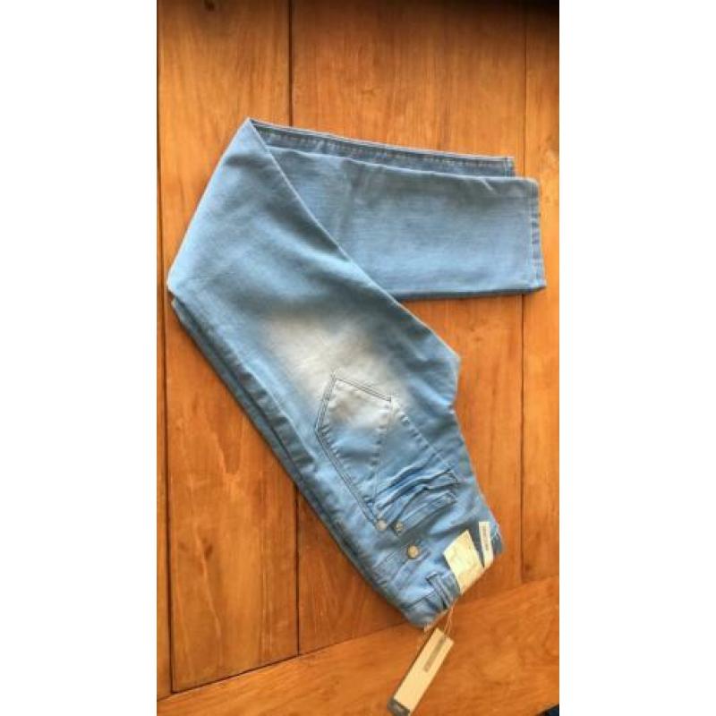 Name It light blue denim 164 14 jaar knoopsgatelastiek NIEUW