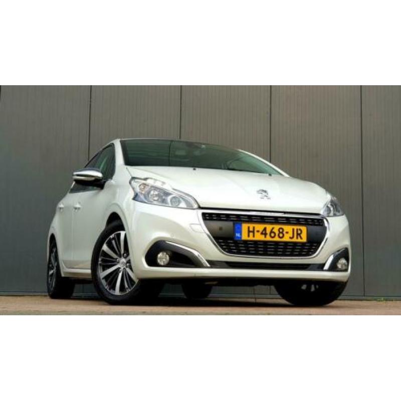 Peugeot 208 1.2 PureTech Allure Panoramadak PDC Camera Navi