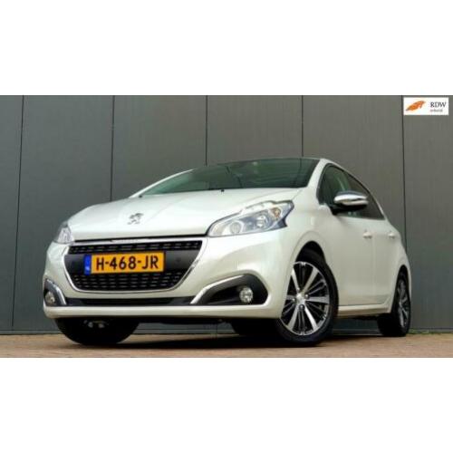 Peugeot 208 1.2 PureTech Allure Panoramadak PDC Camera Navi