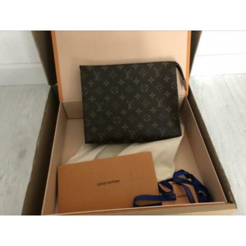 Nieuw Louis Vuitton Toiletry Pouch 26 Origineel