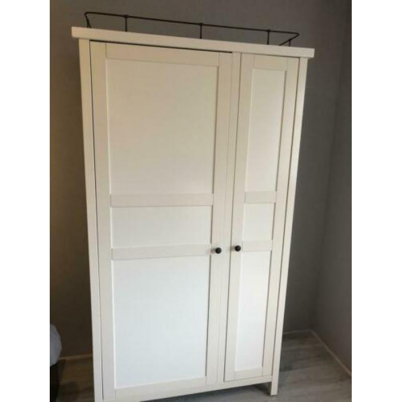 Mooie Ikea Hemnes kledingkast