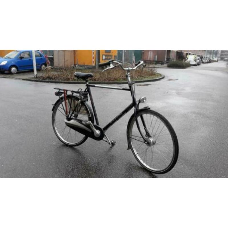 Groot frame maat 65cm gazelle 7 versn. (2x nieuwe banden)