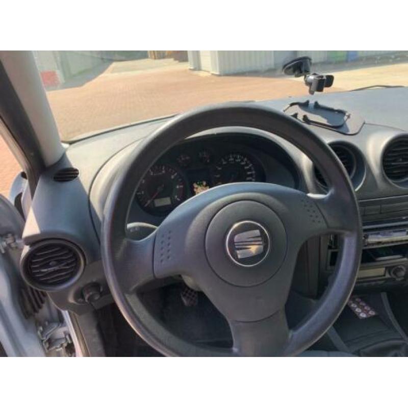 Seat Ibiza 1.4 16V 55KW 2004 Blauw