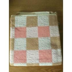 4 nieuwe retro/vintage handdoeken (55x90 cm) jaren 70/80