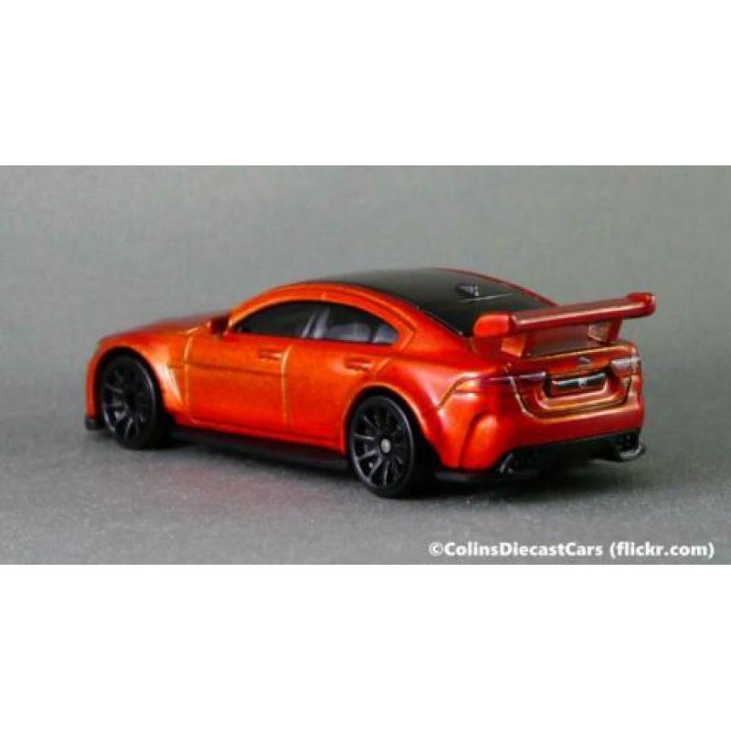 Hot Wheels Jaguar XE SV Project 8 (Q-case 2019)