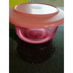 Nieuw Tupperware, ruimte kommen.