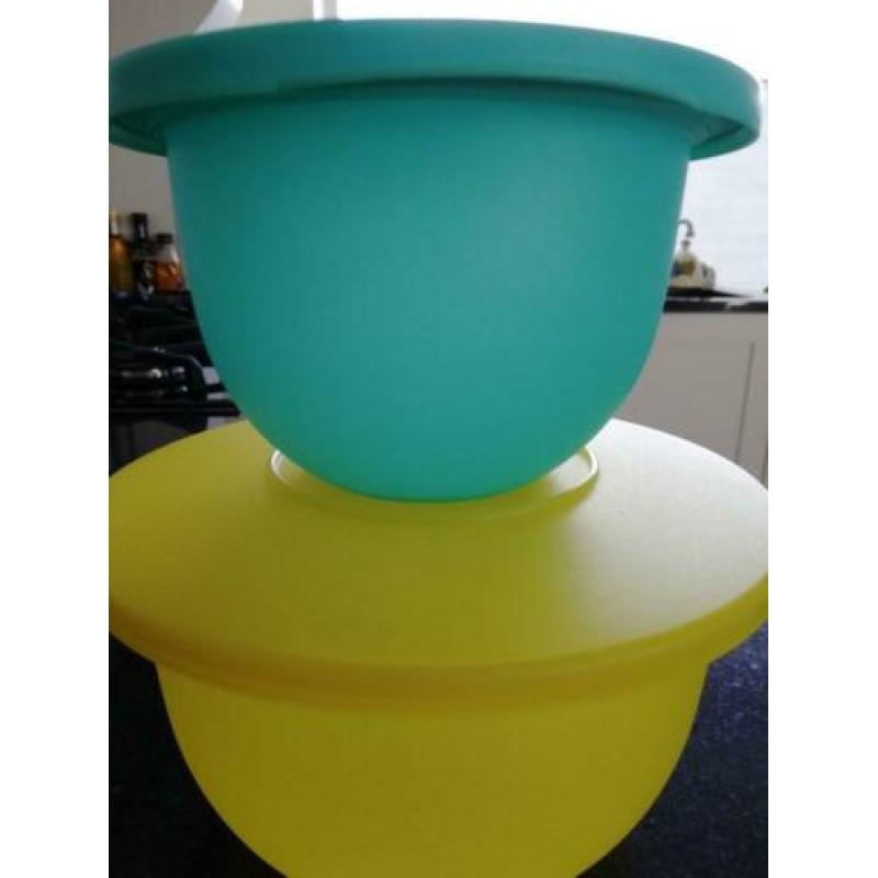 Nieuw Tupperware, ruimte kommen.