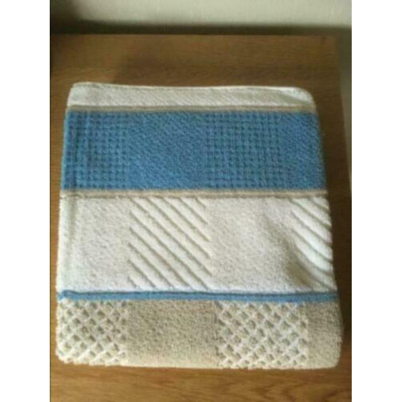 4 nieuwe retro/vintage handdoeken (55x90 cm) jaren 70/80