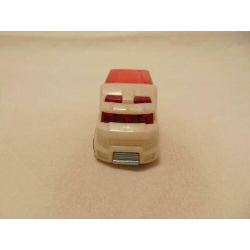 Rapid Response Ambulance Hot wheels 2010-020 wit