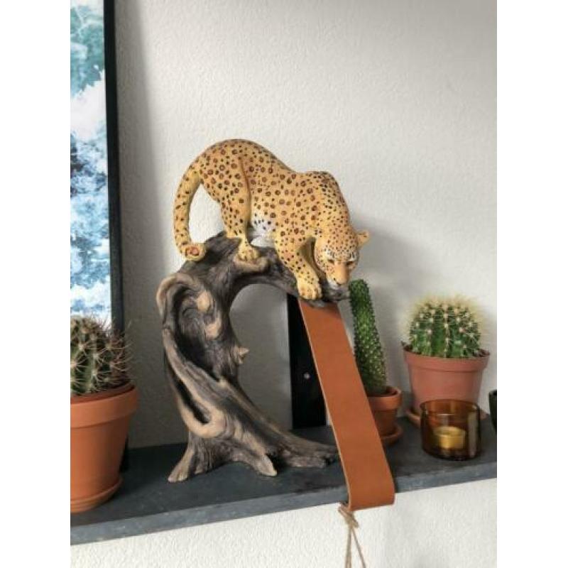Beeldje panter
