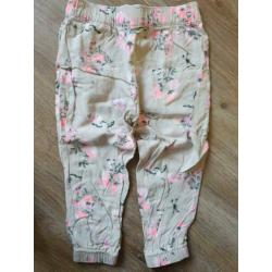 Mooie dunne broek H&M maat 92