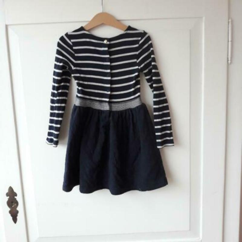 jurk petit bateau maat 116 valt als 110