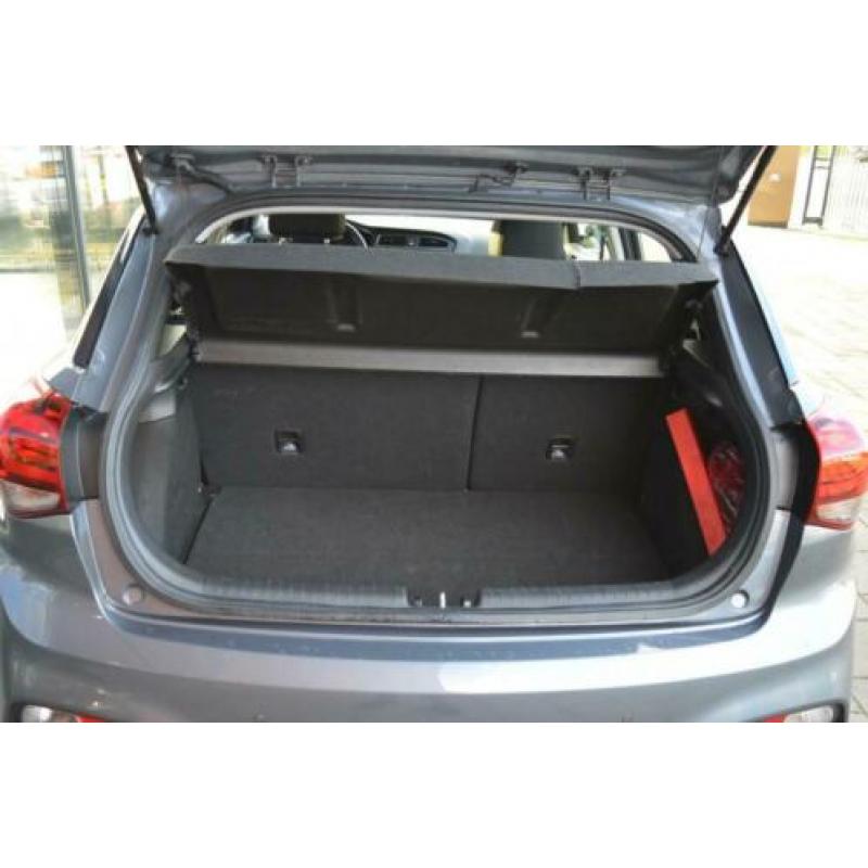 Hyundai i20 1.0 T-GDI Comfort / Navi / Cruise Control