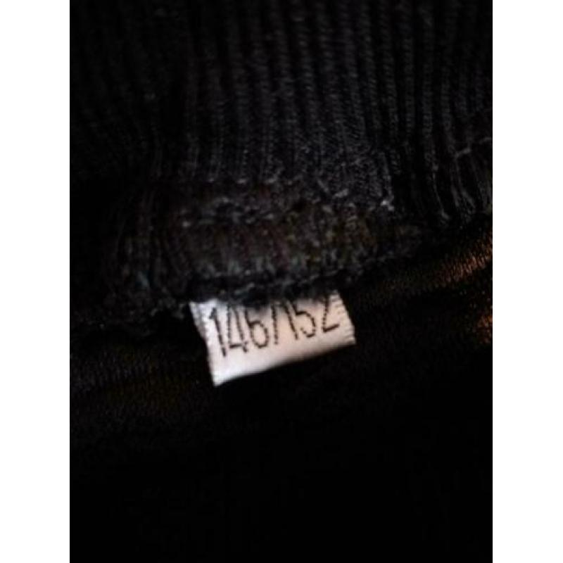Trainingspak unisex splinternieuw maat 146/152 T.E.A.B.