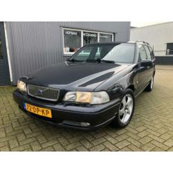 Volvo V70 2.4 Europa Airco 7 pers. Apk dec.2020!!