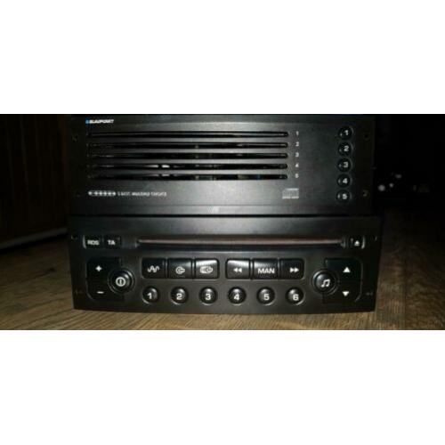 Blaupunkt auto radio/cd speler met bijbehorende cd wisselaar