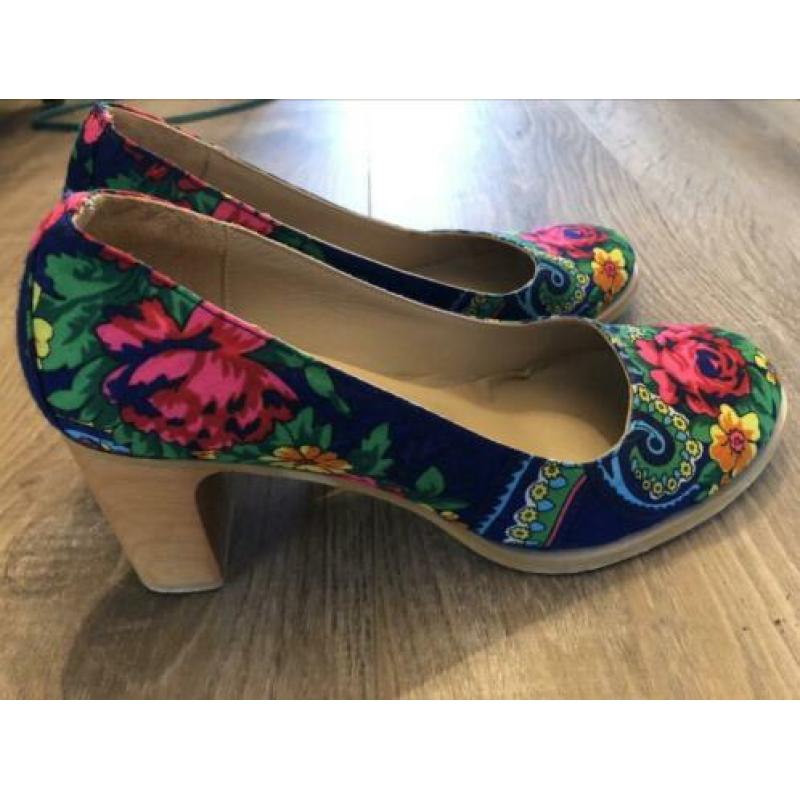 Lien en Giel pumps maat 39, zo goed als nieuw