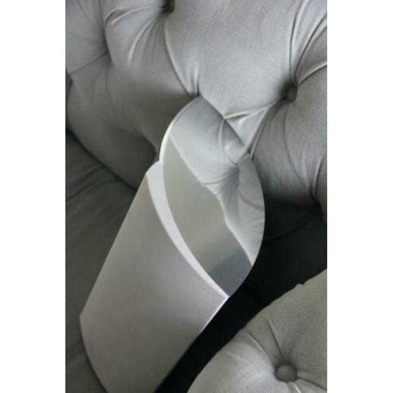 Twee krasvrije B&O | Bang & Olufsen Beolab 4000 speakers