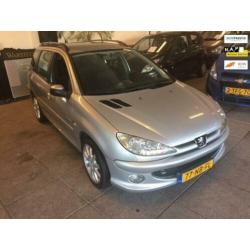 Peugeot 206 SW 1.6-16V Quiksilver