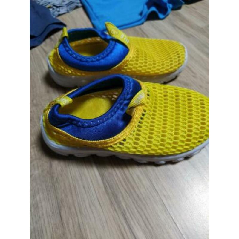 Gele jongens zomersneakers mt 25 NIEUW