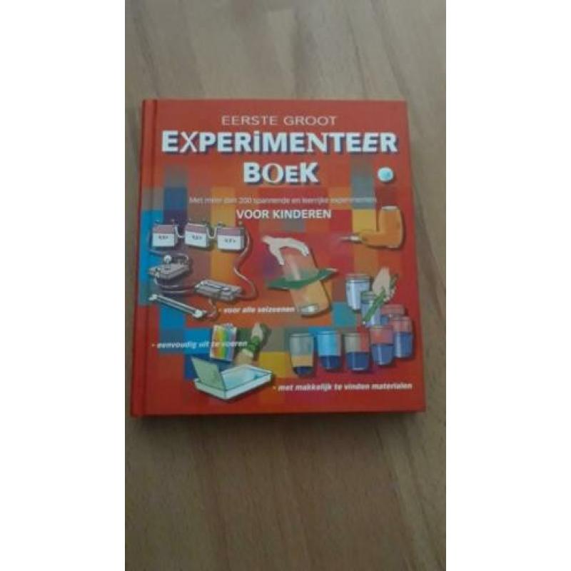 Eerste groot experimenteerboek voor kinderen