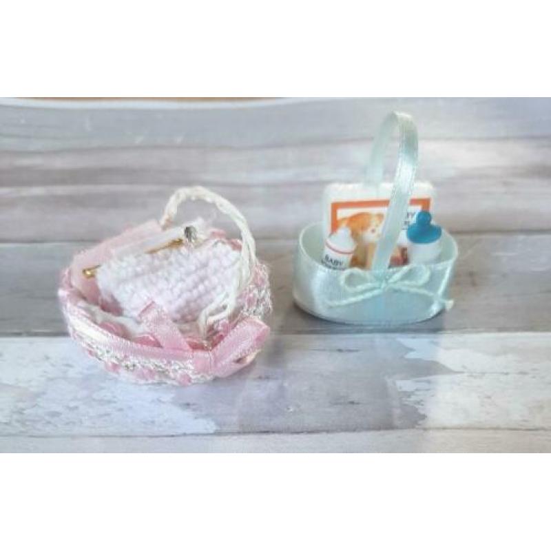 Div 1:12 baby spulletjes poppenhuis