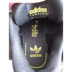 Adidas torsion maat 29