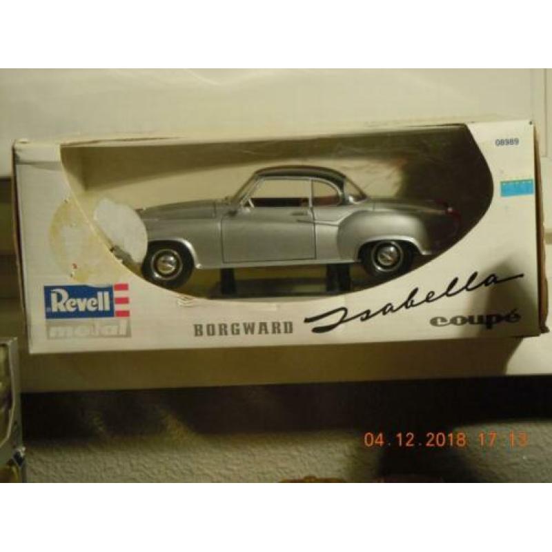 2 x Borgward Isabella cabriolet en coupe. Model nieuw in ovp