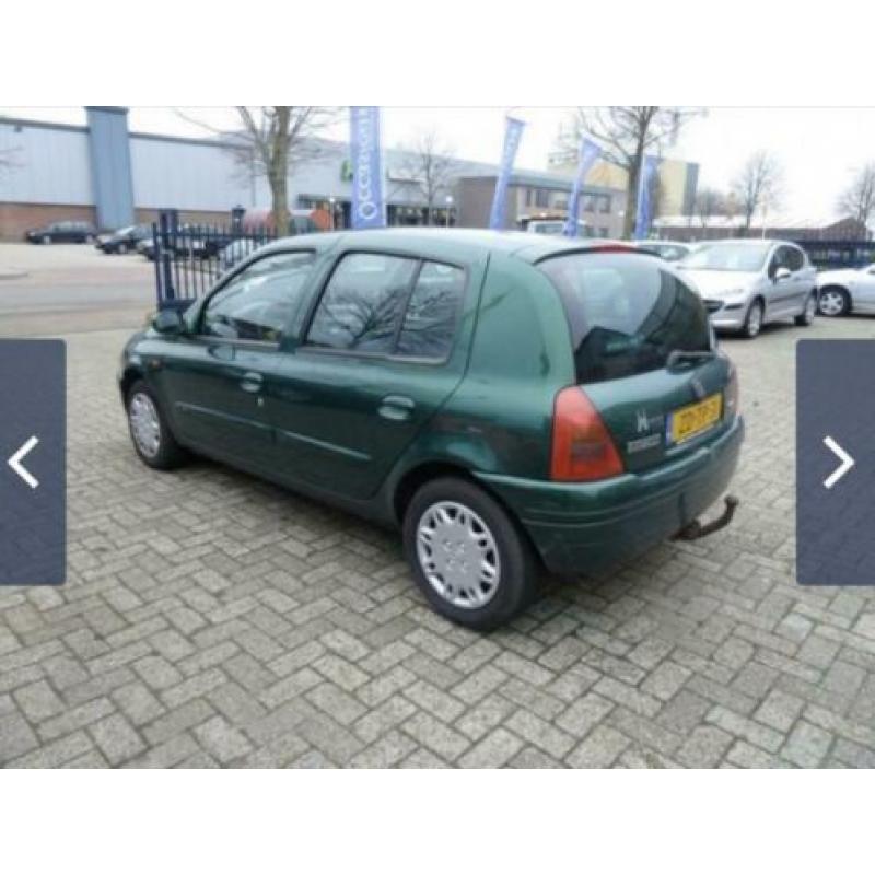 Renault Clio 1.6 RN AUT 1999 Groen