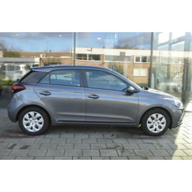 Hyundai i20 1.0 T-GDI Comfort / Navi / Cruise Control