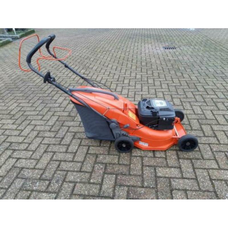 Husqvarna grasmaaier met aandrijving