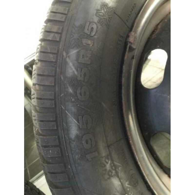 Velgen Peugeot 15 inch met winterbanden 195/65/R15
