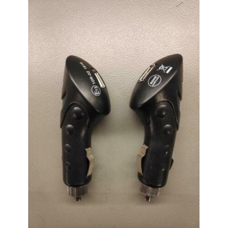 2x auto USB lader adapter