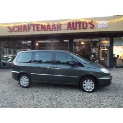 Peugeot 807 2.0 SR 7 persoons in super staat en goed onderho