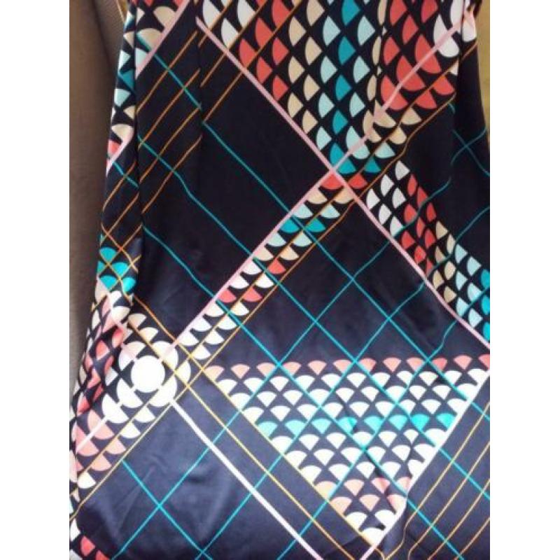 Zgan King Louie jurk, grafisch patroon, maat S
