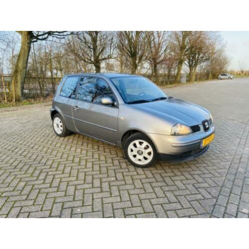 Seat Arosa 1.4 44KW 2005 Grijs APK 01/2021
