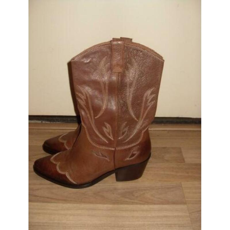Mooie lage cowboy laarzen NIEUW maat 39
