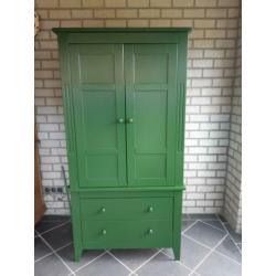 Mooie opgeknapte babykamer te koop