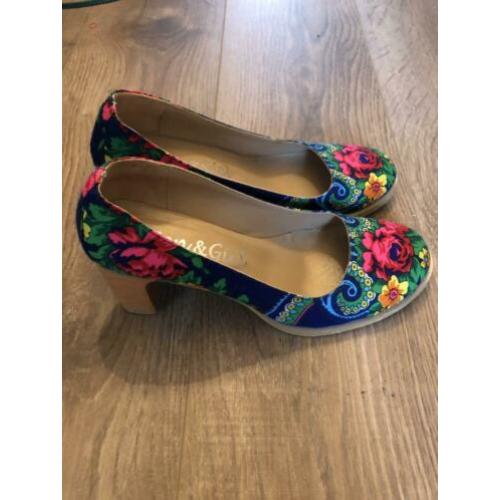 Lien en Giel pumps maat 39, zo goed als nieuw
