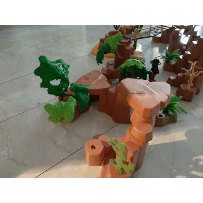 Playmobil westerns rotsen