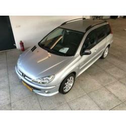 Peugeot 206 SW 1.6-16V Quiksilver