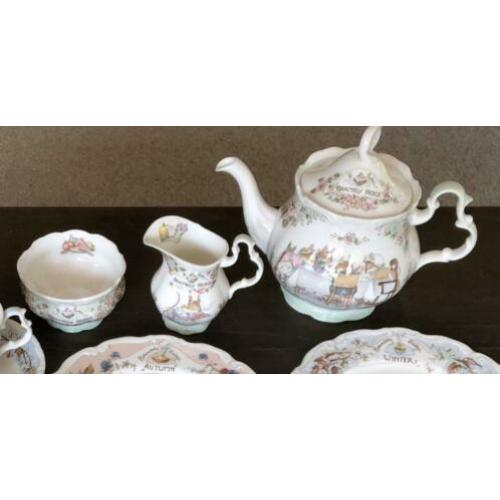Royal Doulton brambly hedge theepot suikerpot melkkan