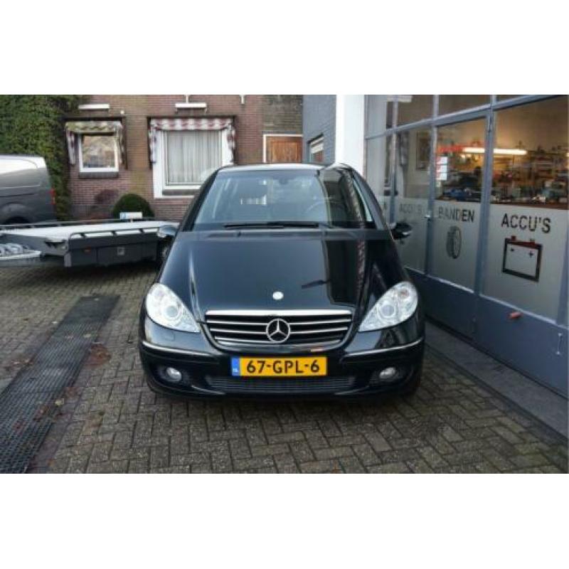 Mercedes-Benz A-Klasse 170 Avantgarde 5DRS,XENON.LEDER,NAVI