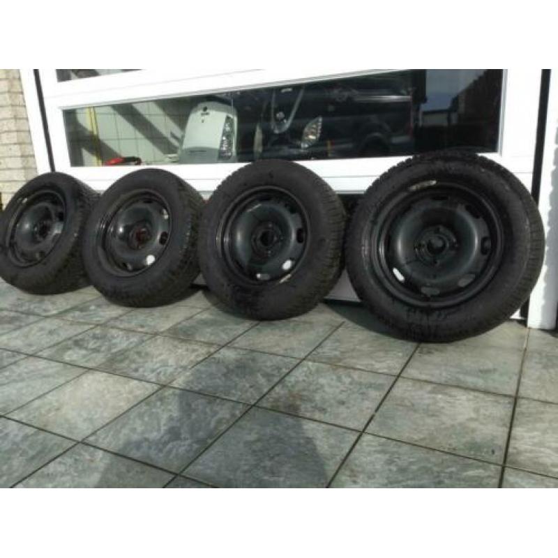 Velgen Peugeot 15 inch met winterbanden 195/65/R15