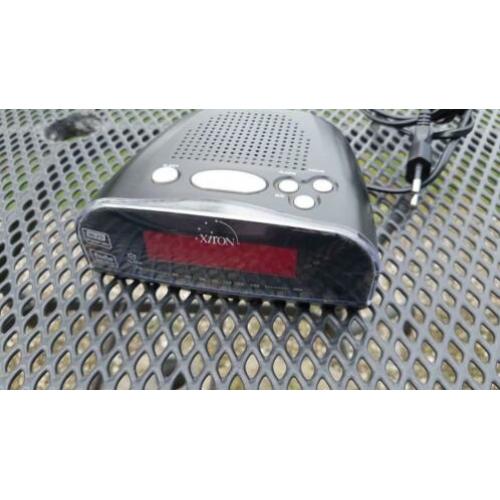 Wekkerradio AM+FM Xiron