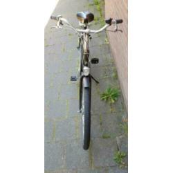 Batavus herenfiets met 3 versnellingen en rollerbrakeremmen.