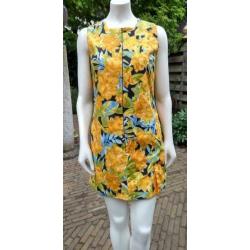 (KR50) BAVARIA 'Hare Maristeit' oranje reversable jurkje.